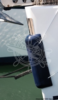 Osculati 33.503.02 - Защитный профиль для форштевня классических парусных яхт, Синий 770 мм 