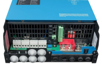 Victron Quattro-II 24/5000/120-50/50 230В Инвертор/Зарядное устройство - QUA242505010