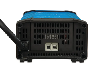 Victron Blue Smart IP22 230В Зарядное устройство 12/30 (1) - BPC123047002