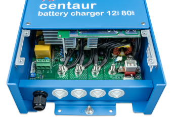 Victron Centaur 12/80 (3) 120/240V Зарядное устройство - CCH012080000
